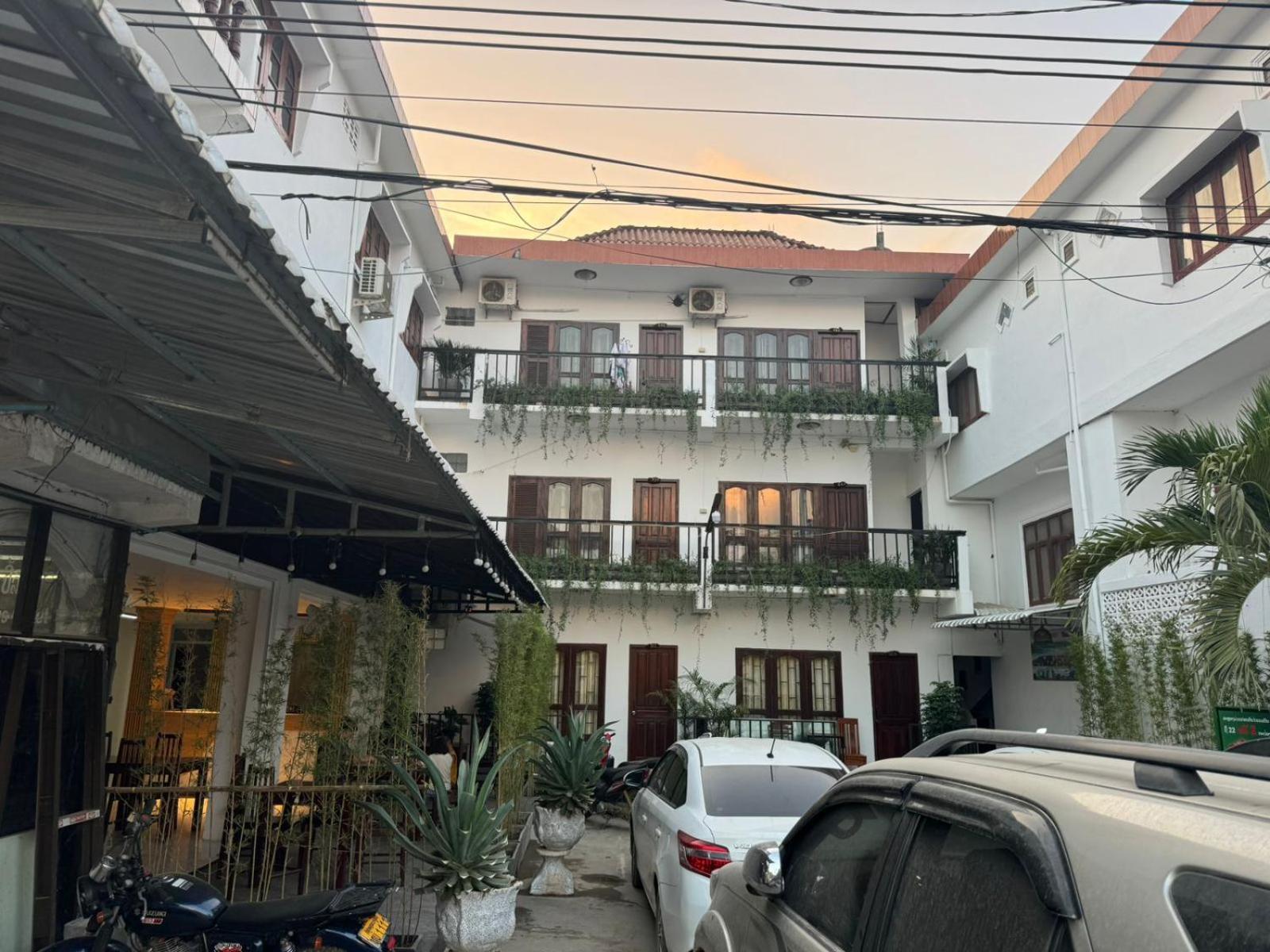 Vang Vieng Green Hotel Esterno foto